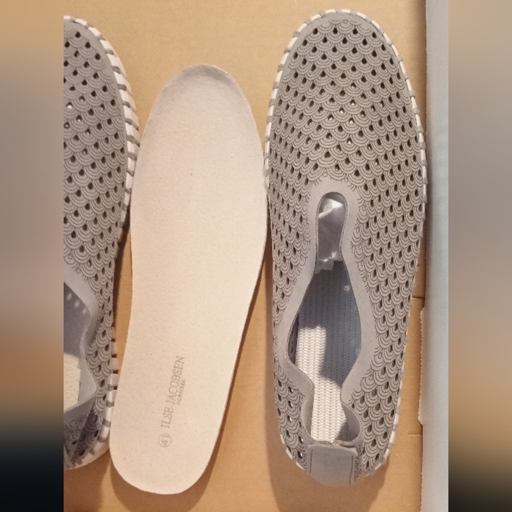 Ilse Jacobsen Grey Tulip Perforated Slip-On Sneakers Size 41 - Picture 3 of 5